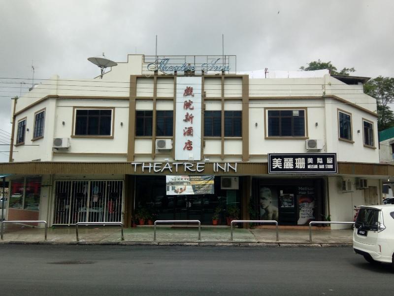 Theatreinn Sri Aman Exterior foto